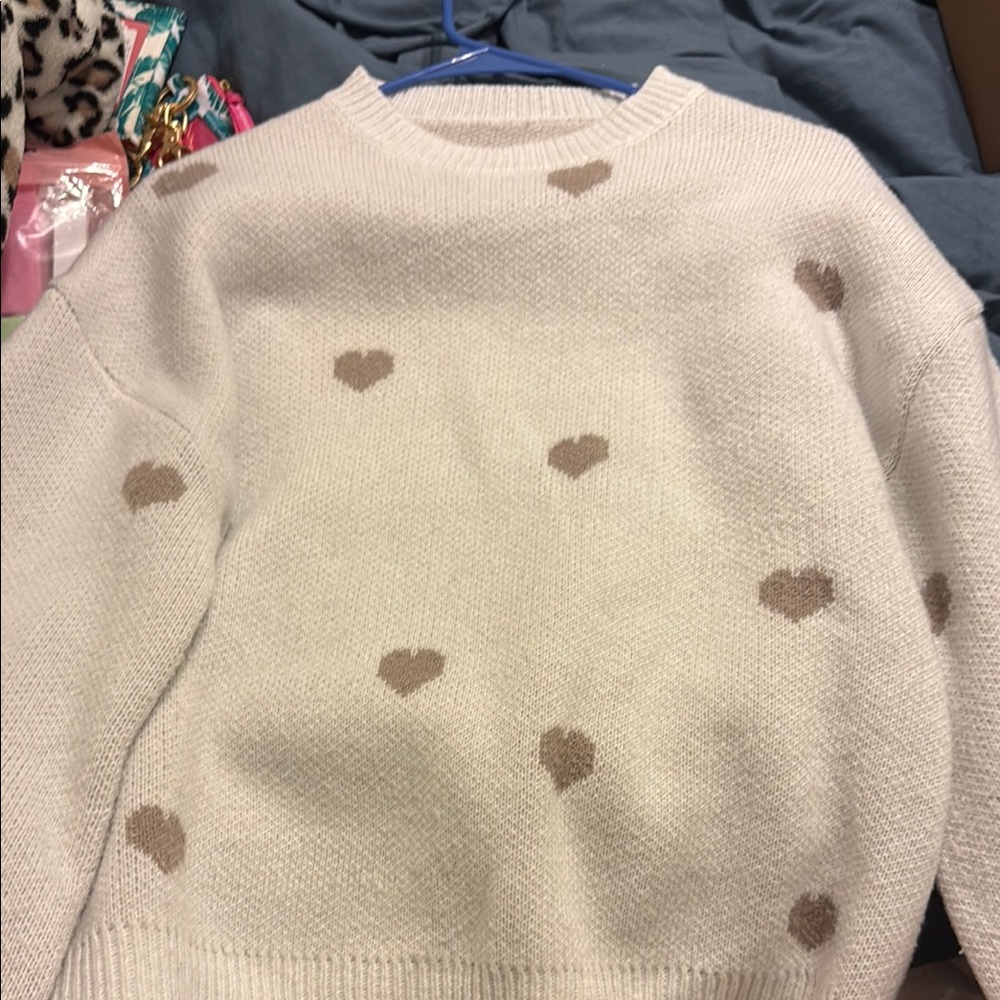Cozy Heart Pattern Sweater - Cream and Brown